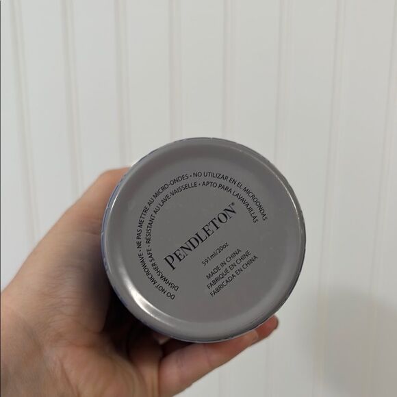 Pendleton Blue and Gray Geometric Tumbler 20oz Limited Edition Travel Mug - Picture 3 of 5